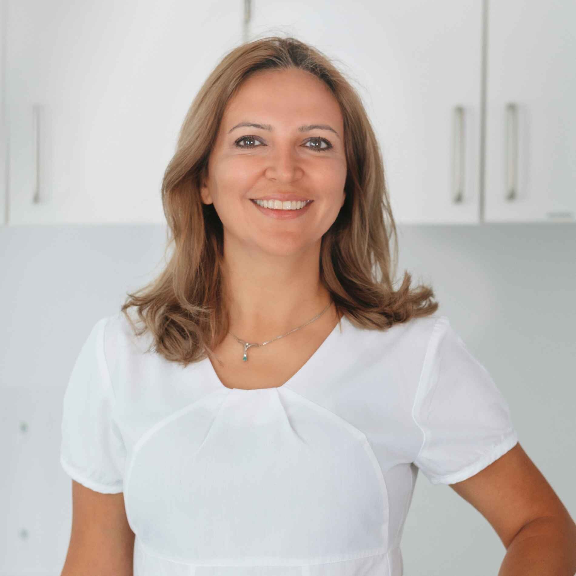 Anahita Ehrenblad — Ortodontist